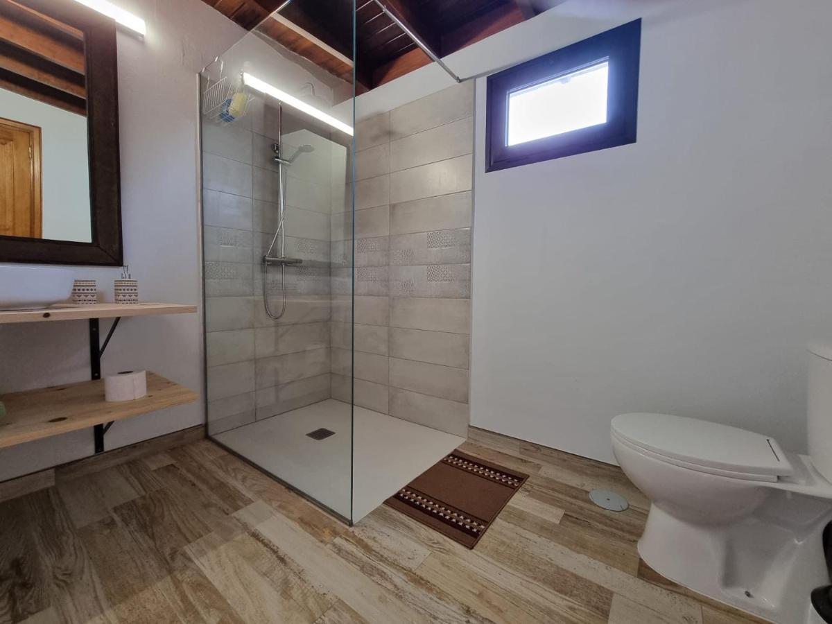 Alunita & Pirita, Habitacion Con Jardin, Terraza Y Wifi En Zona Tranquila Y Centrica Nazaret Eksteriør billede